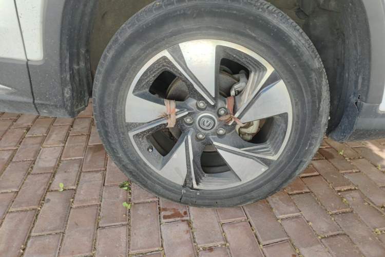 Used CHANGAN CS75 2018 280T Automatic Smart Edition China V-standard Right Front Wheel Hub