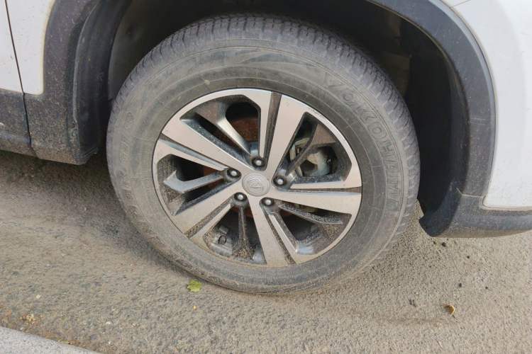 Used CHANGAN CS75 2018 280T Automatic Smart Edition China V Standard Right Front Wheel Hub