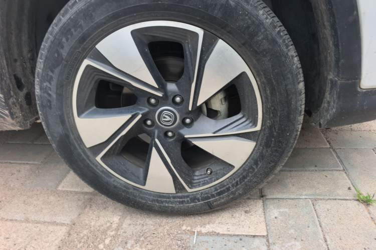 Used CHANGAN CS75 2018 280T Automatic Smart Edition China V-standard Right Front Wheel Hub