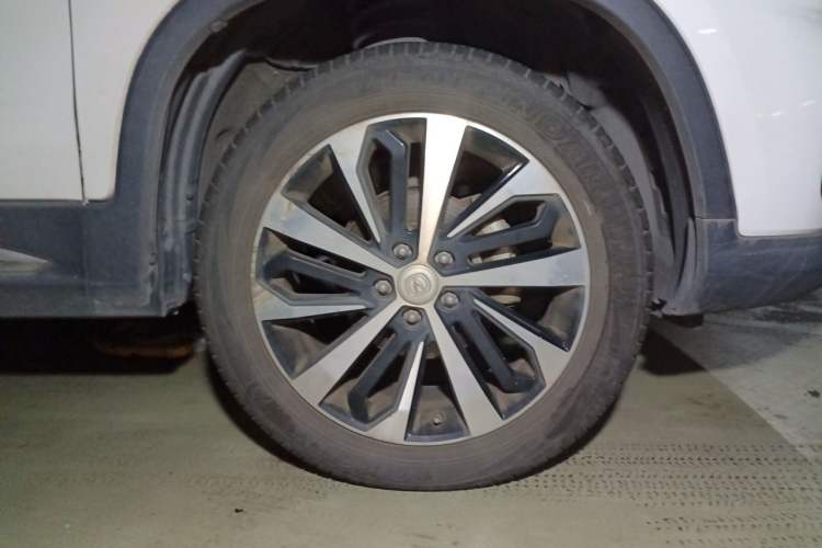 Used CHANGAN CS75 2018 280T Automatic Smart Model China V Standard Right Front Wheel Hub