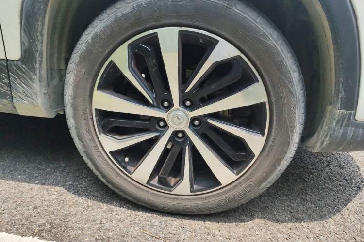 Used CHANGAN CS75 2018 280T Automatic Yazi Model China V Standard Right Front Wheel Hub