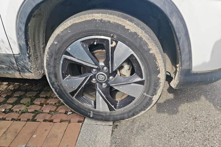 Used CHANGAN CS75 2018 280T Automatic Smart Edition China V-standard Right Front Wheel Hub