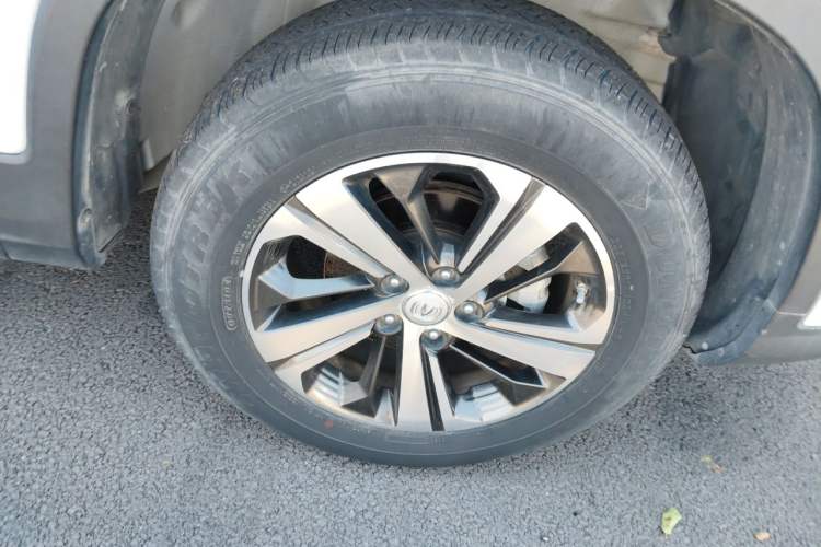 Used CHANGAN CS75 2018 280T Manual Elite Version China V Standard Right Front Wheel Hub
