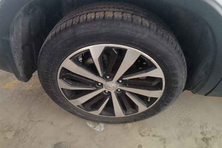 Used CHANGAN CS75 2018 280T Automatic Luxury Edition China V Standard Right Rear Wheel Hub
