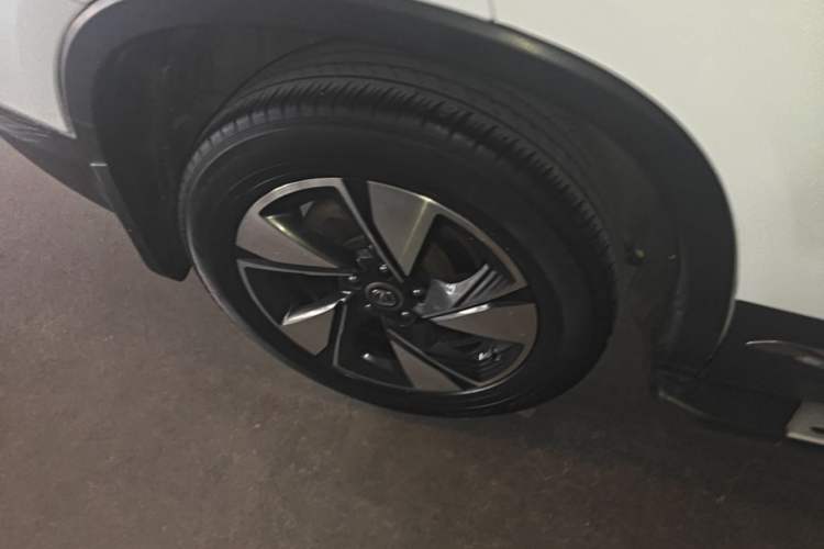 Used CHANGAN CS75 2018 280T Automatic Smart Edition China V-standard Right Rear Wheel Hub