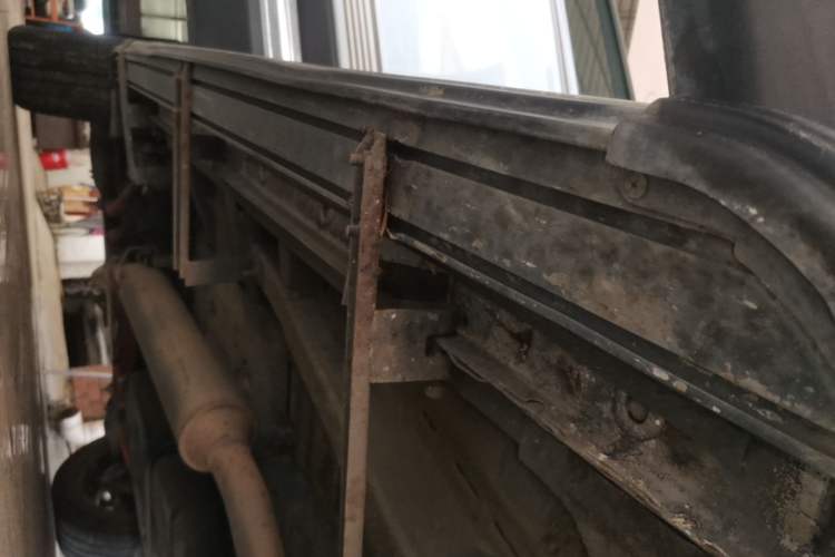 Used CHANGAN CS75 2018 280T Automatic Yazi Model China V Standard Right Side Sill