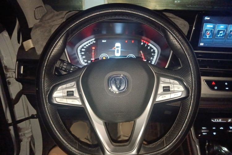 Used CHANGAN CS75 2018 280T Manual Elite Version China V Standard Steering Wheel