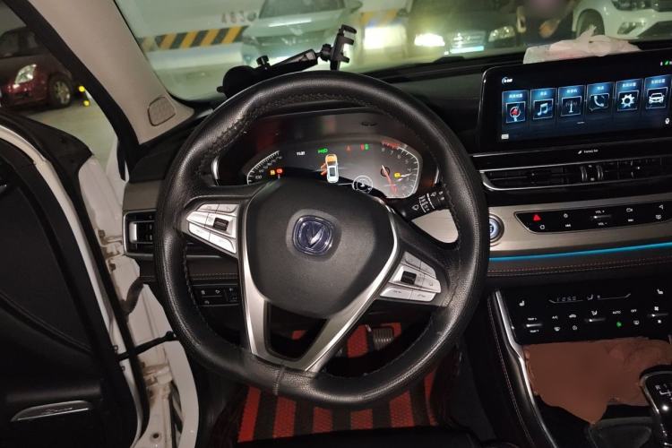 Used CHANGAN CS75 2018 280T Manual Yazi Trim Level China V Standard Steering Wheel