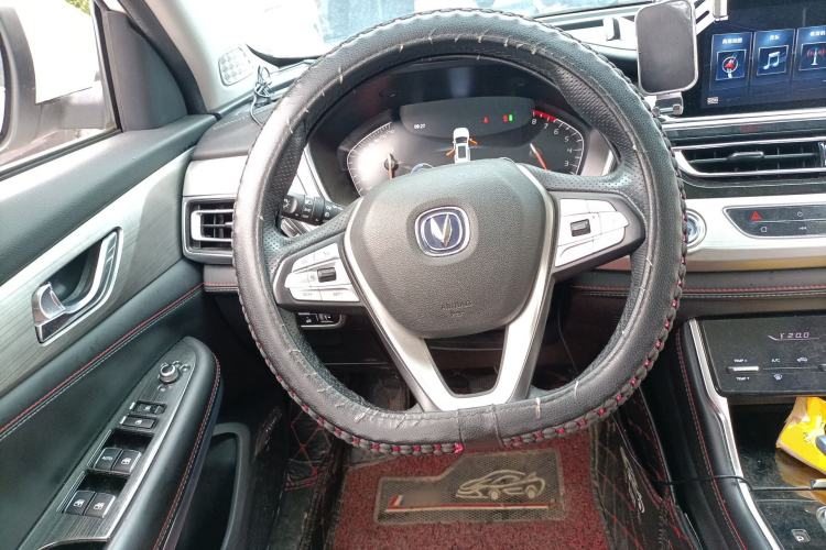 Used CHANGAN CS75 2018 280T Automatic Smart Edition China V-standard Steering Wheel