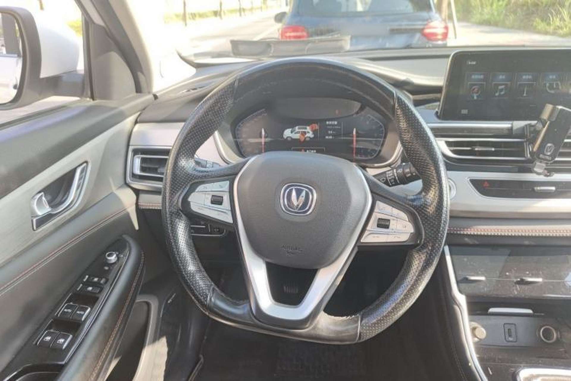 Used CHANGAN CS75 2018 280T Manual Yazi Trim Level China V Standard Steering Wheel