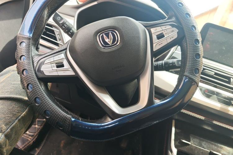 Used CHANGAN CS75 2018 280T Manual Elite Version China V Standard Steering Wheel