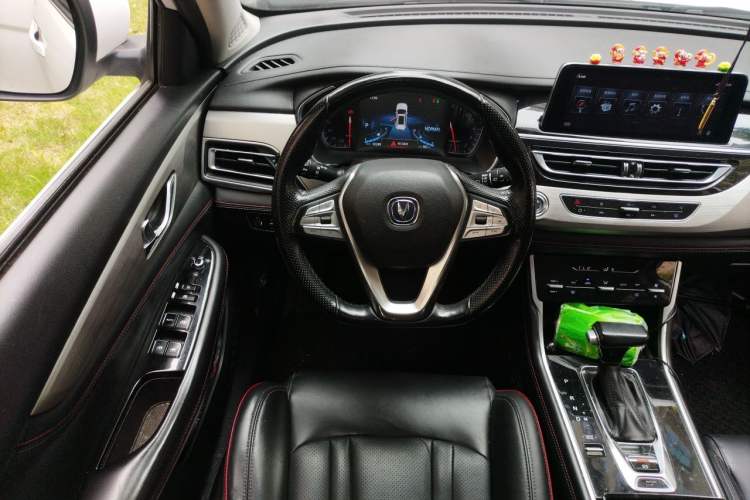 Used CHANGAN CS75 2018 280T Automatic Smart Edition China V-standard Steering Wheel