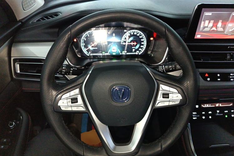 Used CHANGAN CS75 2018 280T Automatic Smart Model China V Standard Steering Wheel