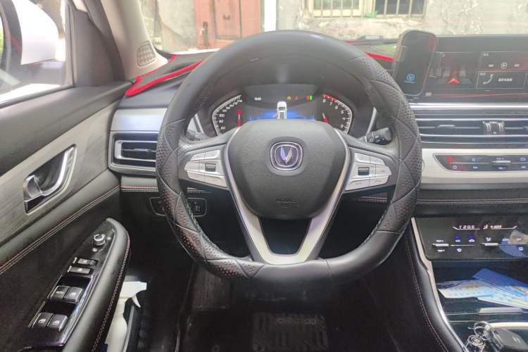 Used CHANGAN CS75 2018 280T Manual Elite Version China V Standard Steering Wheel