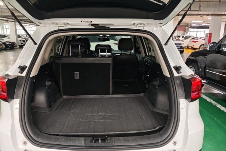 Used CHANGAN CS75 2018 280T Automatic Smart Edition China V-standard Trunk