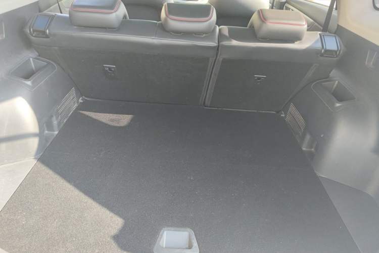 Used CHANGAN CS75 2018 280T Manual Yazi Trim Level China V Standard Trunk