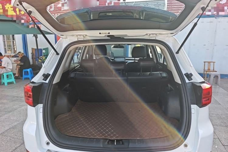 Used CHANGAN CS75 2018 280T Automatic Smart Edition China V-standard Trunk