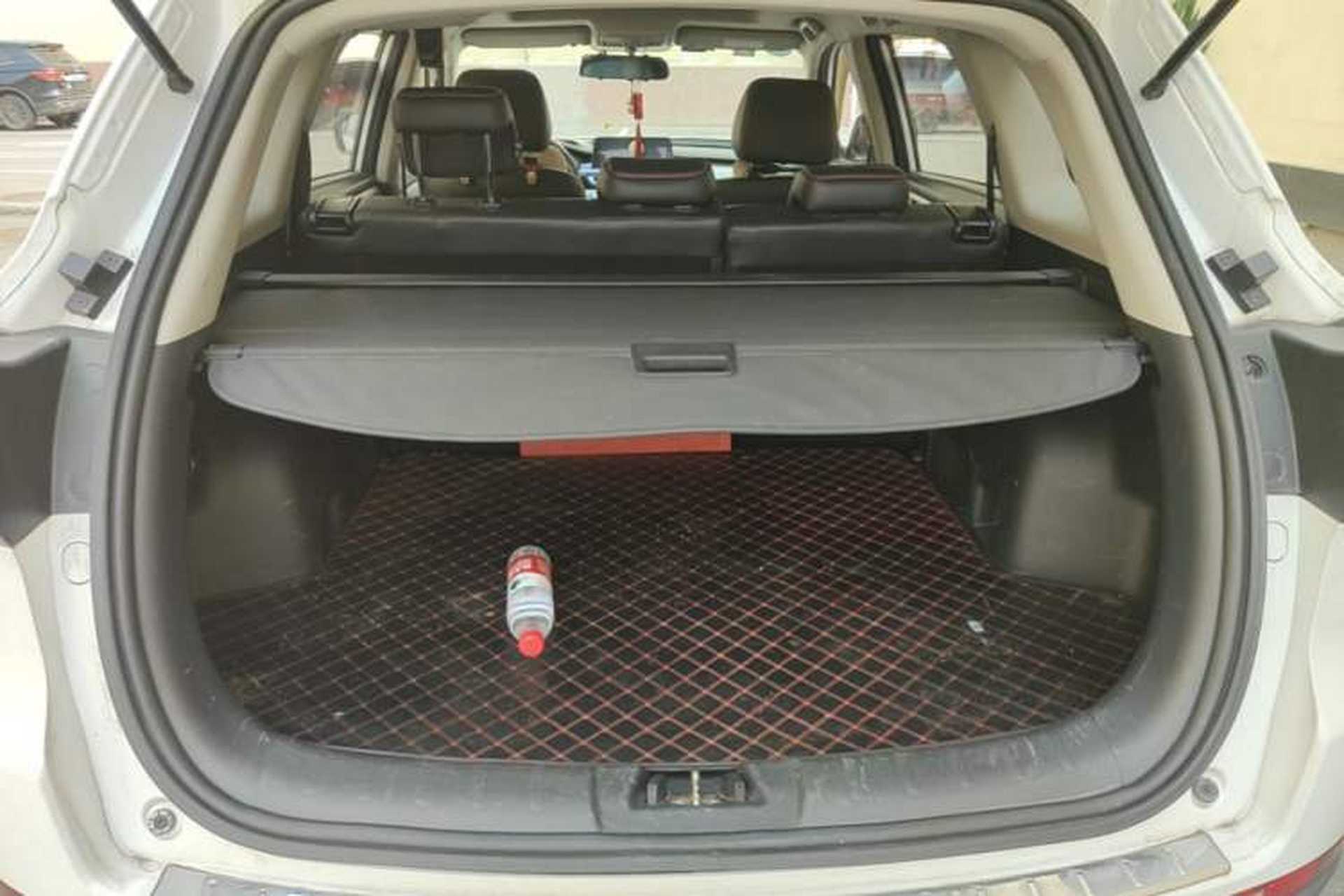 Used CHANGAN CS75 2018 280T Automatic Smart Edition China V-standard Trunk