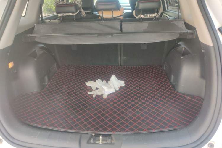 Used CHANGAN CS75 2018 280T Automatic Smart Edition China V-standard Trunk