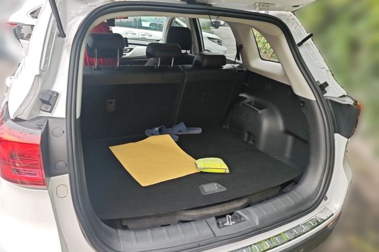 Used CHANGAN CS75 2018 280T Automatic Smart Edition China V-standard Trunk