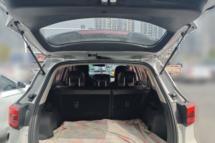 Used CHANGAN CS75 2018 280T Automatic Smart Edition China V-standard Trunk