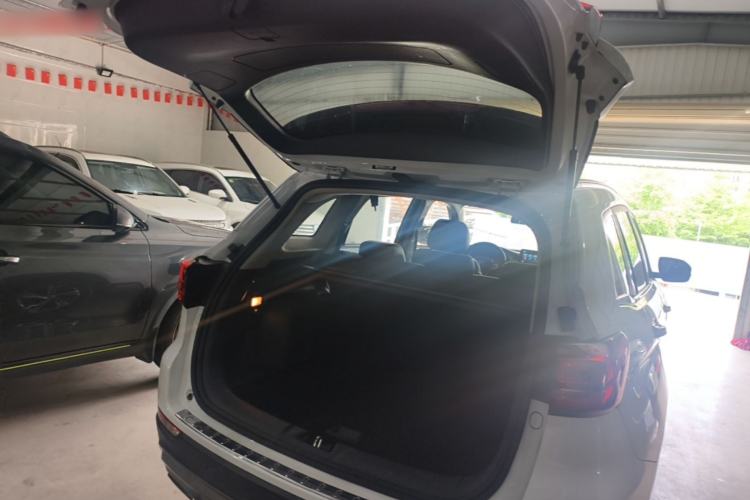 Used CHANGAN CS75 2018 280T Automatic Smart Edition China V Standard Trunk