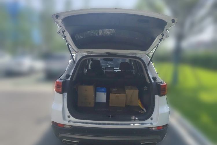 Used CHANGAN CS75 2018 280T Automatic Smart Edition China V-standard Trunk