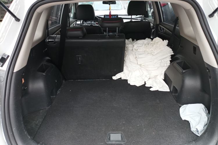 Used CHANGAN CS75 2018 280T Automatic Smart Edition China V-standard Trunk