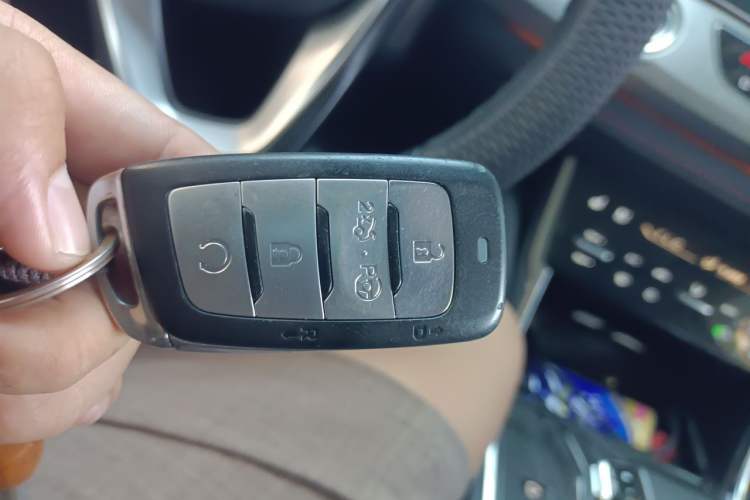 Used CHANGAN CS75 2018 280T Automatic Smart Model China V Standard Vehicle Key