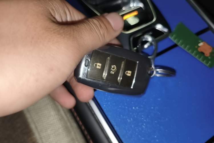 Used CHANGAN CS75 2018 280T Automatic Smart Edition China V-standard Vehicle Key