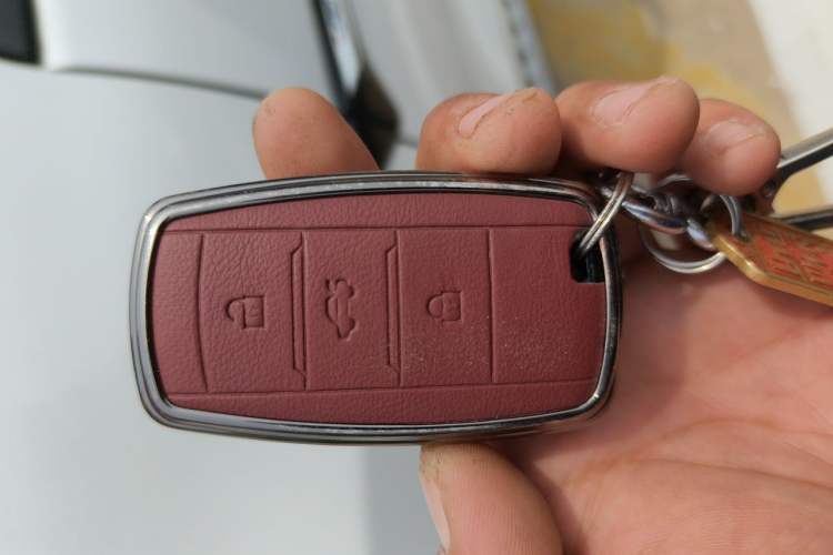 Used CHANGAN CS75 2018 280T Automatic Smart Edition China V-standard Vehicle Key
