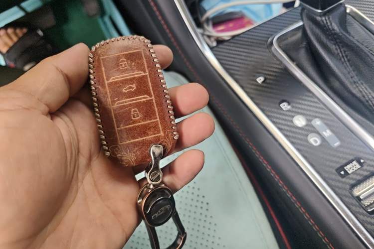 Used CHANGAN CS75 2018 280T Automatic Yazi Model China V Standard Vehicle Key