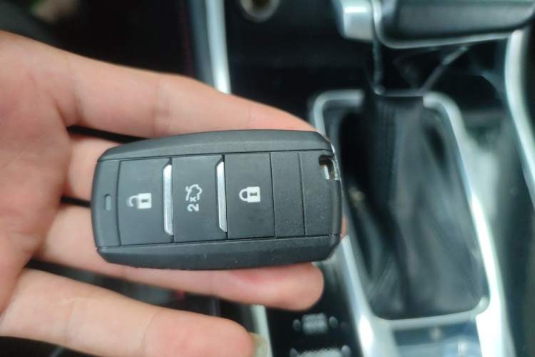 Used CHANGAN CS75 2018 280T Automatic Smart Edition China V-standard Vehicle Key