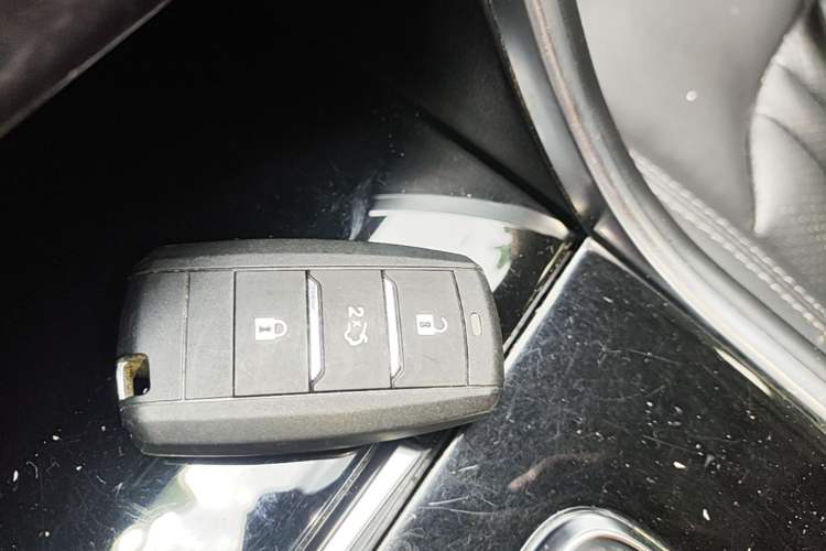 Used CHANGAN CS75 2018 280T Automatic Smart Edition China V-standard Vehicle Key