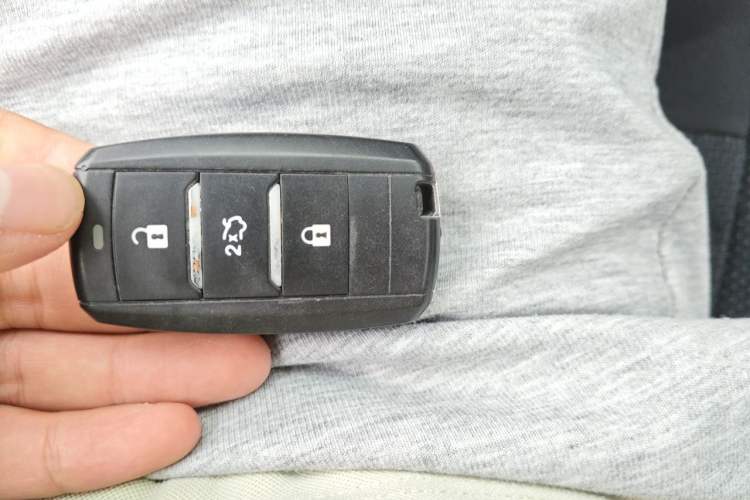 Used CHANGAN CS75 2018 280T Automatic Smart Edition China V-standard Vehicle Key