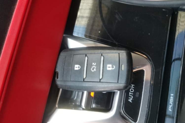 Used CHANGAN CS75 2018 280T Automatic Yazi Model China V Standard Vehicle Key