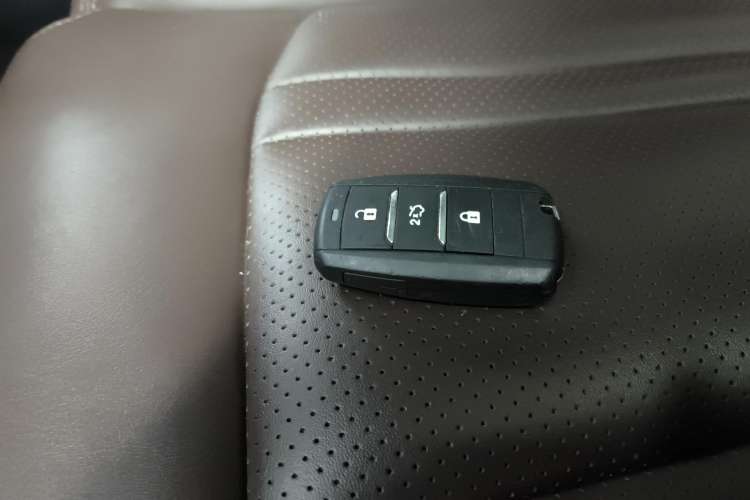 Used CHANGAN CS75 2018 280T Automatic Smart Edition China V-standard Vehicle Key