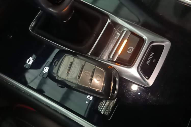Used CHANGAN CS75 2018 280T Automatic Luxury Edition China V Standard Vehicle Key