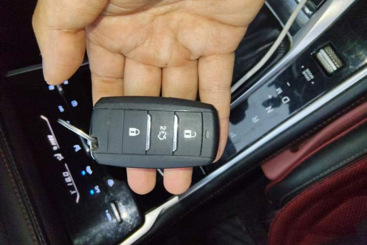 Used CHANGAN CS75 2018 280T Automatic Smart Edition China V-standard Vehicle Key