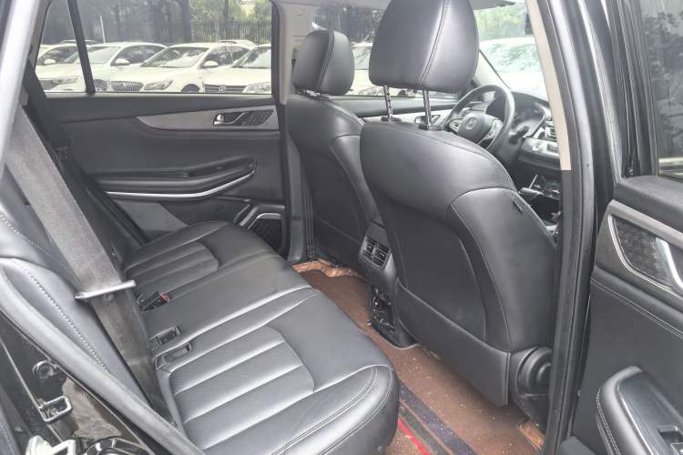 Used CHANGAN CS75 2019 280T DCT Million Edition China VI Standard Interior 11