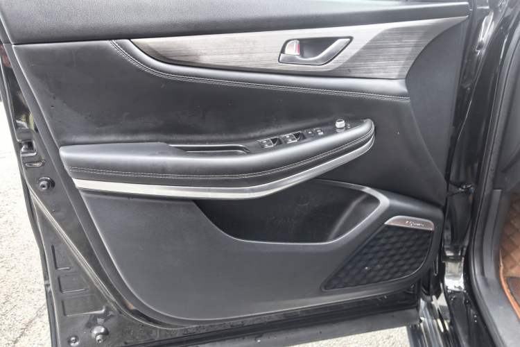 Used CHANGAN CS75 2019 280T DCT Million Edition China VI Standard Interior 12