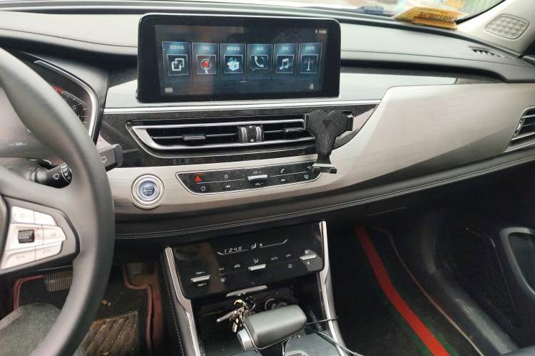 Used CHANGAN CS75 2019 280T DCT Million Edition China VI Standard Audio And AC Panel