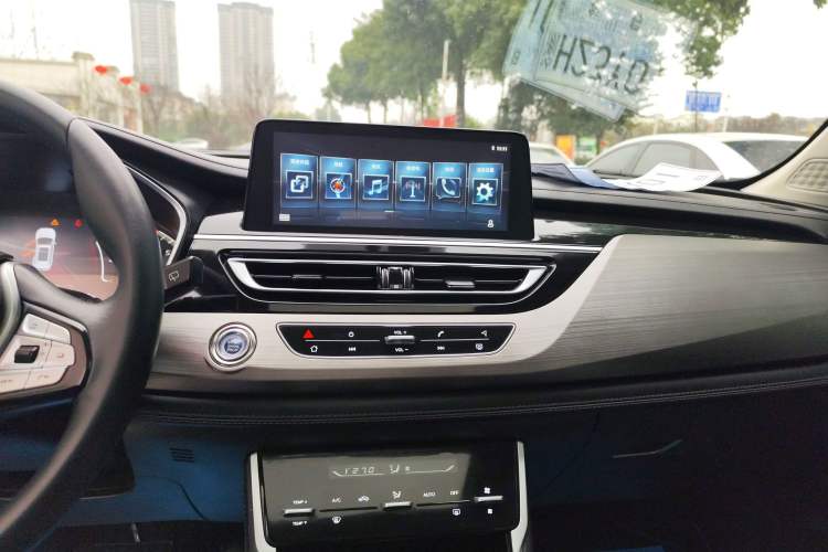 Used CHANGAN CS75 2019 280T DCT Million Edition China VI Standard Audio And AC Panel