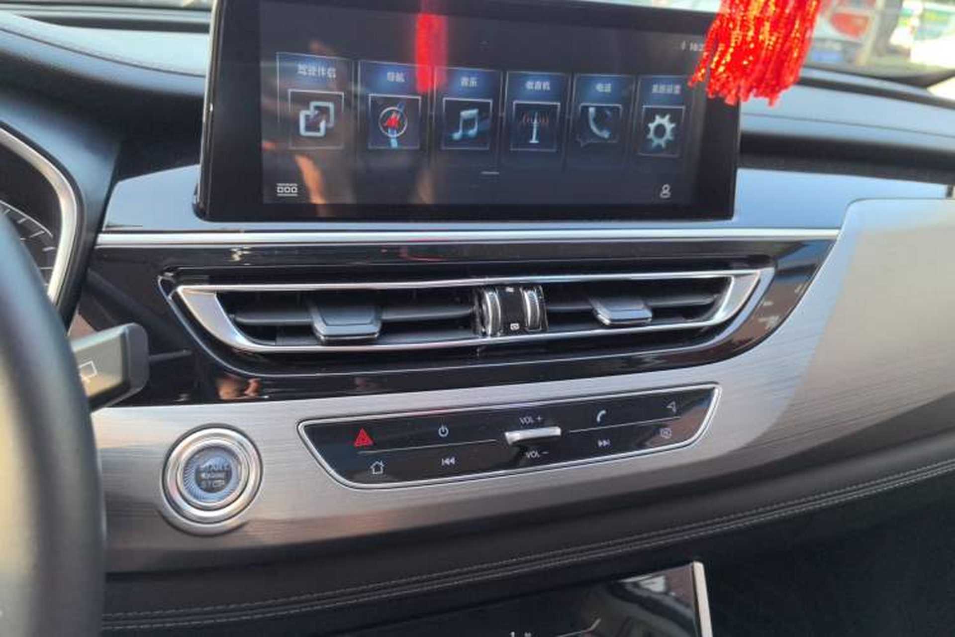 Used CHANGAN CS75 2019 280T DCT Million Edition China VI Standard Audio And AC Panel