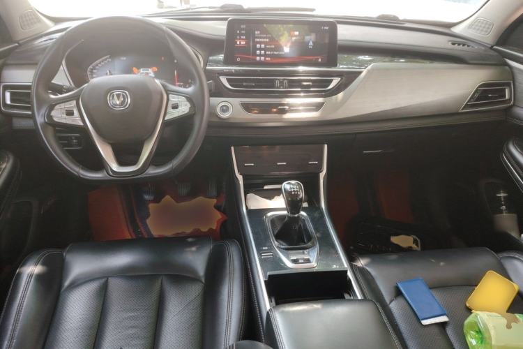 Used CHANGAN CS75 2019 280T Manual Million Edition China VI Center Console