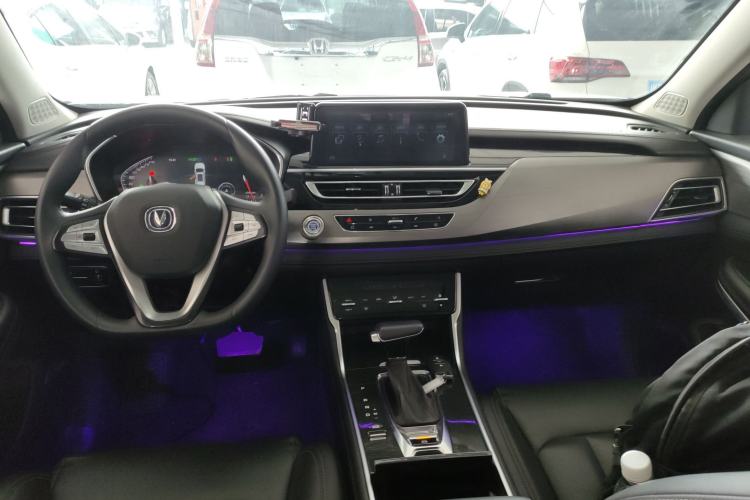 Used CHANGAN CS75 2019 280T DCT Million Edition China VI Standard Center Console