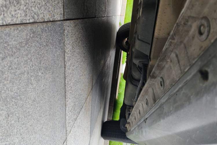 Used CHANGAN CS75 2019 280T DCT Million Edition China VI Standard Chassis Front Left