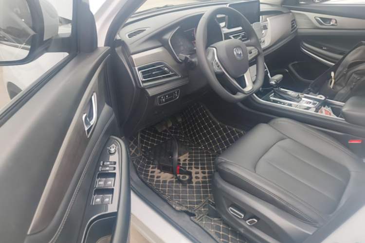 Used CHANGAN CS75 2019 280T DCT Million Edition China VI Standard Driver Seat