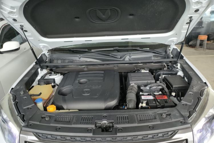 Used CHANGAN CS75 2019 280T DCT Million Edition China VI Standard Engine Bay