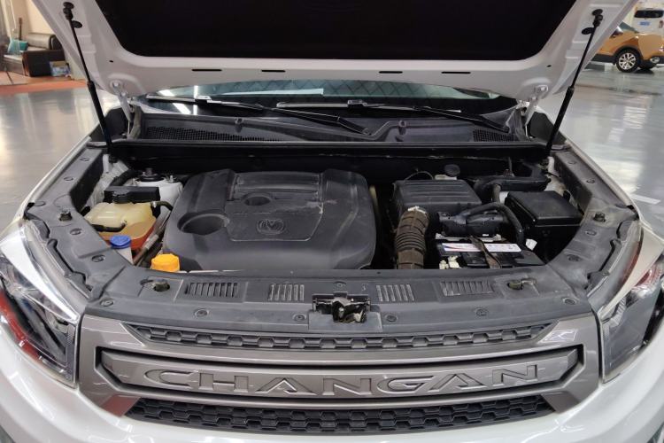 Used CHANGAN CS75 2019 280T DCT Million Edition China VI Standard Engine Bay